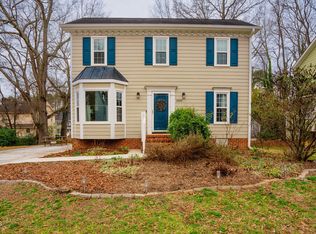 3320 Derbyshire Pl, Raleigh, NC 27604