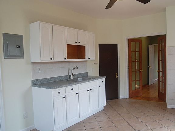 2nd image of 235 Bushwick Ave #4F