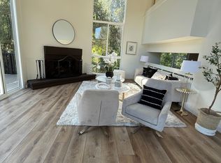 (Undisclosed Address), Santa Barbara, CA 93105