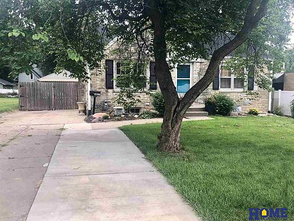 2nd image of 4027 A St