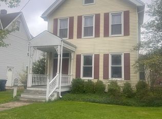 243 Mercer St, Hightstown, NJ 08520