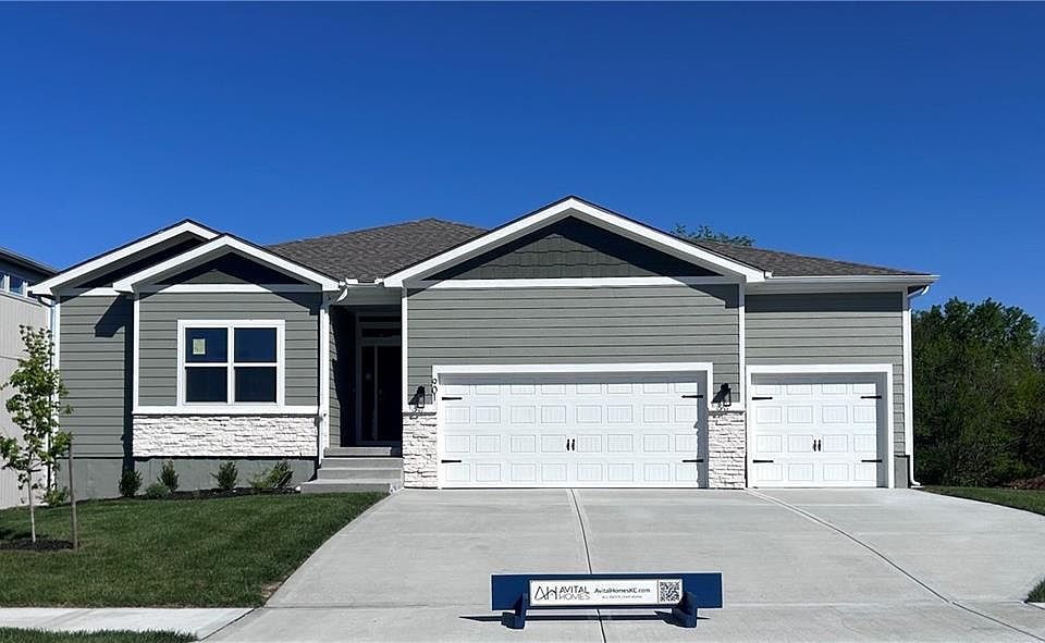1st image of 901 Reed Dr