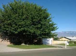 110 Eaton Rd SE, Rio Rancho, NM 87124