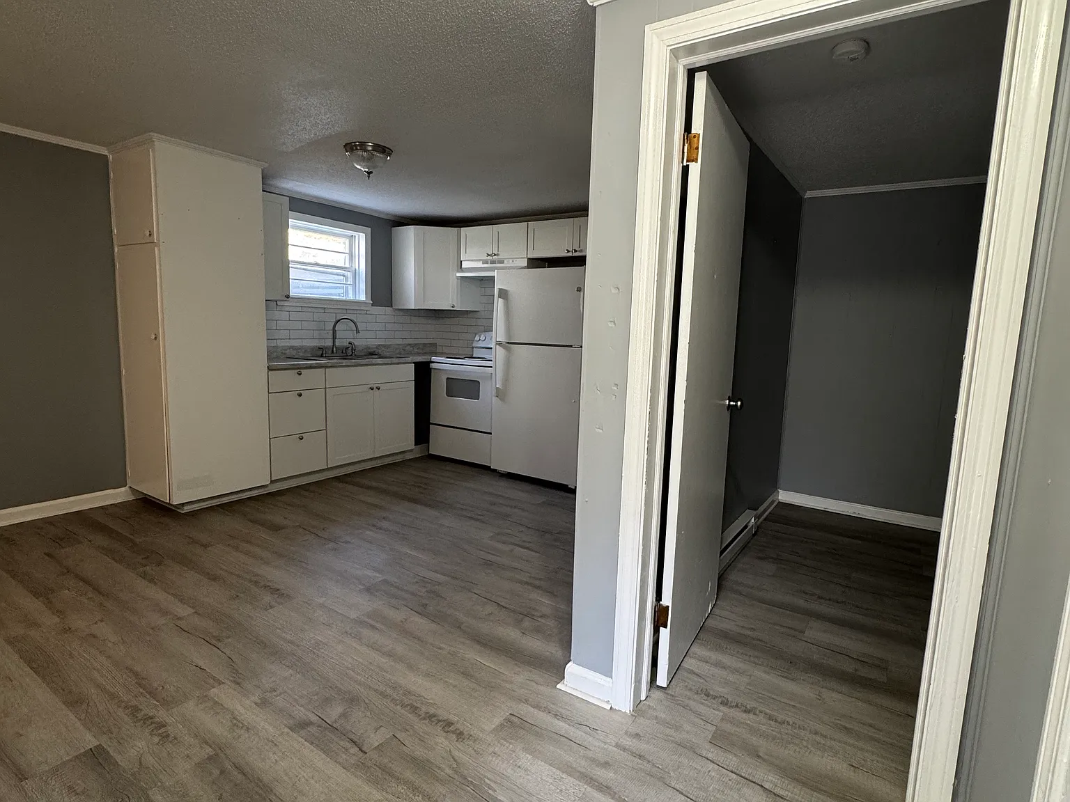 2 bed, $795 — Photo 4