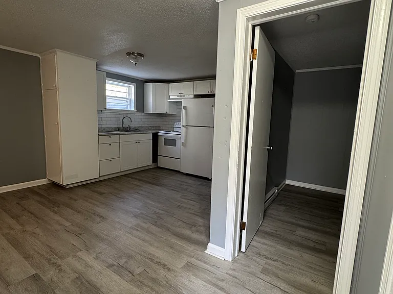 50 Mason Ct #1-4 — Photo 4