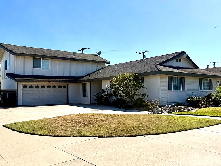 El Azul Cir — Photo 1