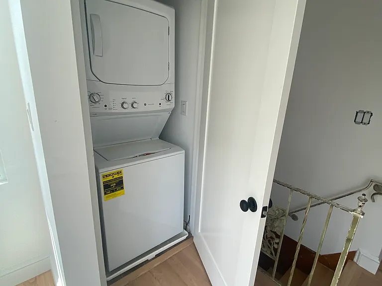 186 Harvard St #186 — Photo 8