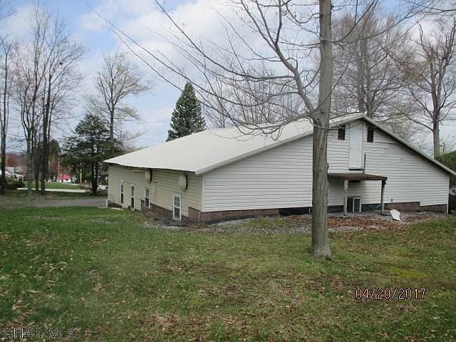 2nd image of 1020 6th St