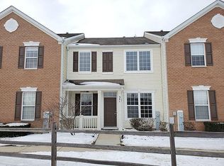 321 S Litchfield Dr, Round Lake, IL 60073