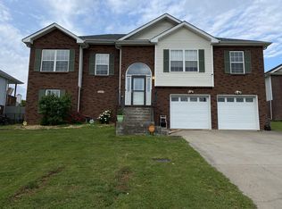 3393 Quicksilver Ct, Clarksville, TN 37042