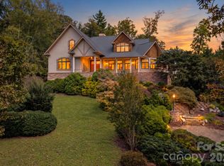 211 S Plains Dr, Asheville, NC 28803