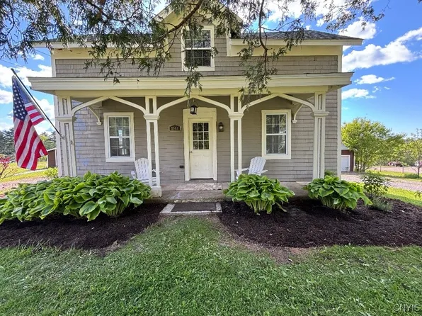 3981 East Rd, Cazenovia, NY 13035