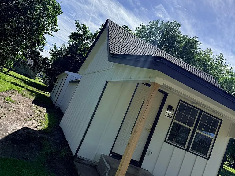 720 Klabzuba Ave — Photo 6