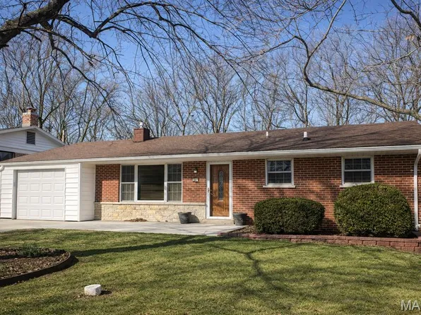 2341 Buller Dr, Saint Louis, MO 63114