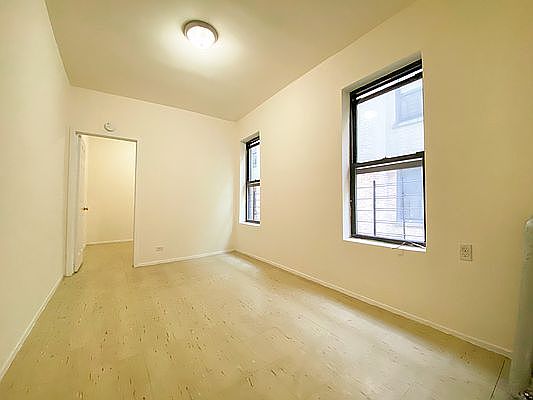 4th image of 124 Sherman Ave APT 14