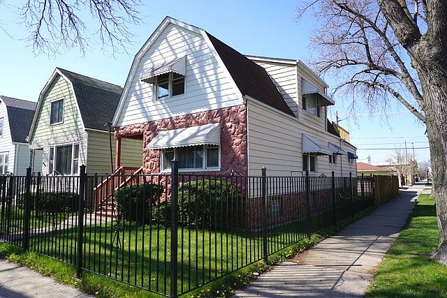1st image of 5400 W Parker Ave