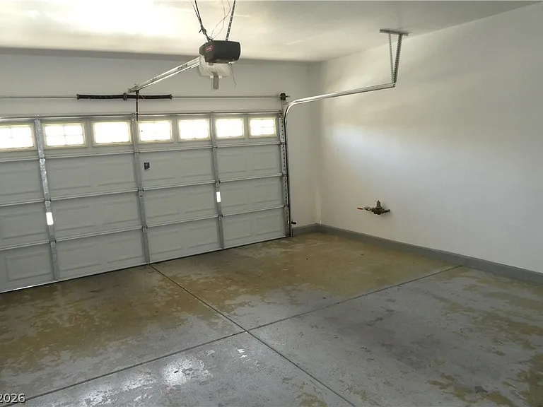 4054 Lower Saxon Ave — Photo 48