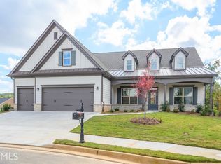 527 Laurel Grv, Canton, GA 30114
