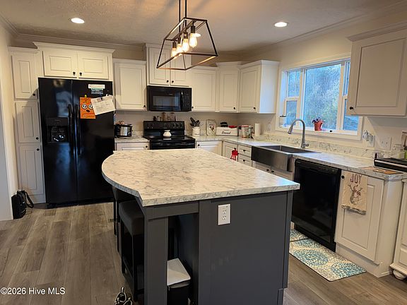 3rd image of 1134 Beech Springs Road