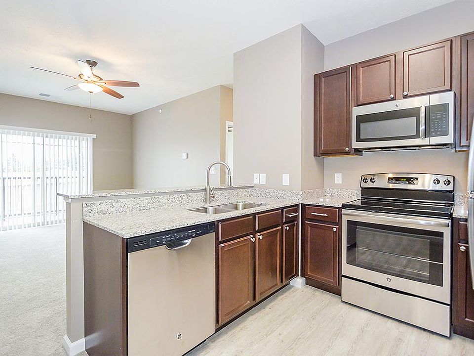 1st image of 8350 Northwoods Dr #209