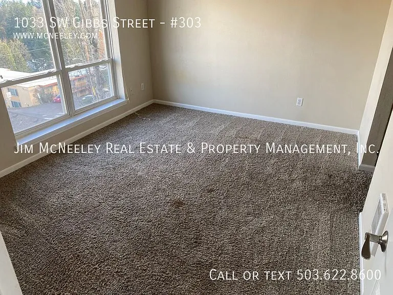 1033 SW Gibbs St #303 — Photo 10