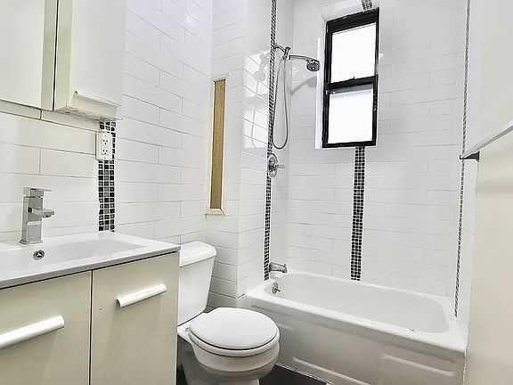 2nd image of 1223 Bushwick Ave APT 1A