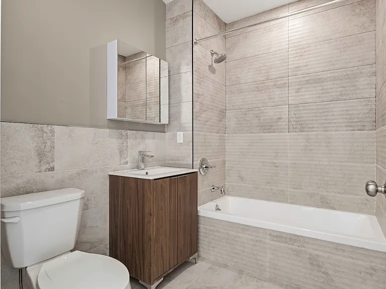 89-25 162nd St #1110 — Photo 12