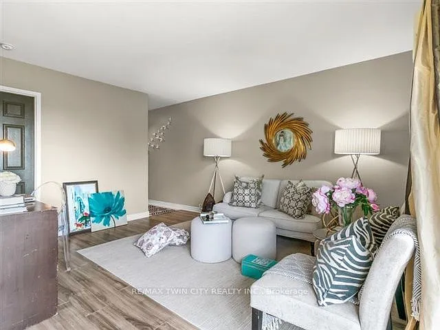 2 bed, $2,195 — Photo 3