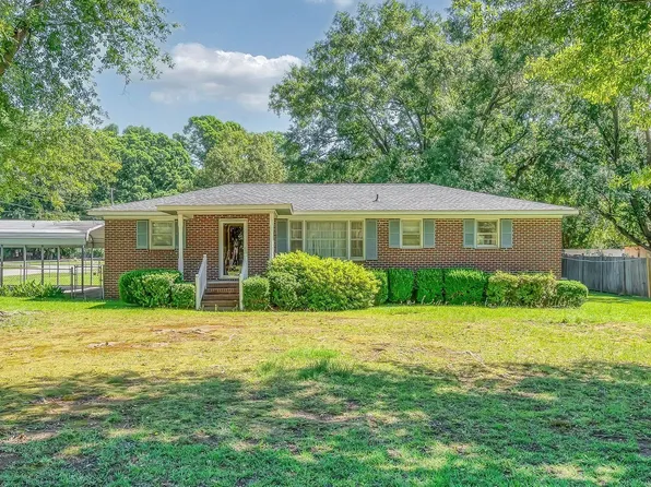 2899 Stone Station Rd, Roebuck, SC 29376