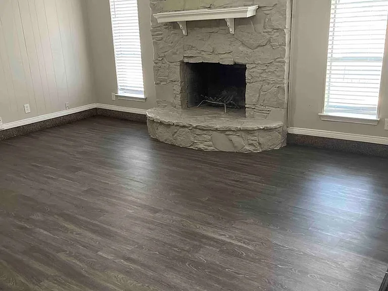114 Shadybrook Dr — Photo 3