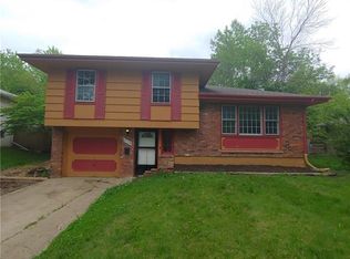 8308 E 92nd Ter, Kansas City, MO 64138