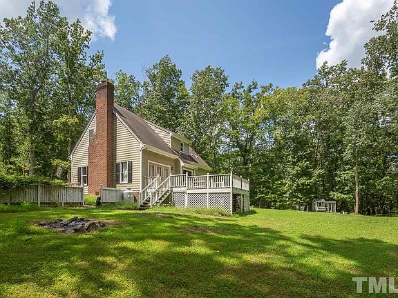3rd image of 4701 Bentcreek Dr