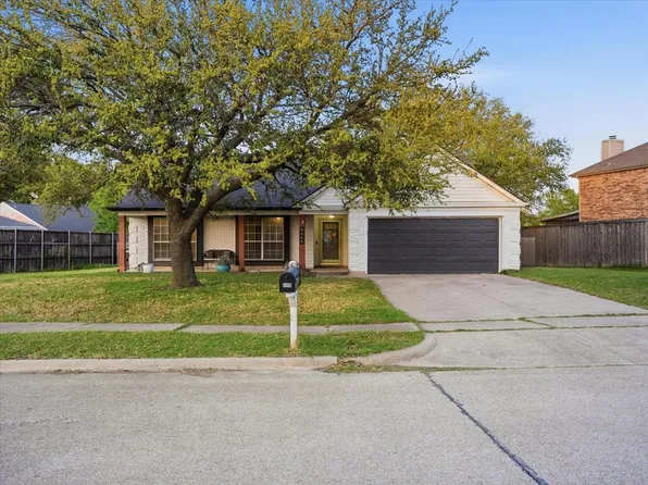 8406 Spinnaker Cv, Rowlett, TX 75089