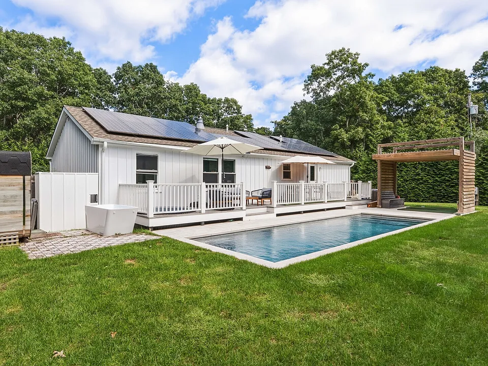 1 Belgrove Dr