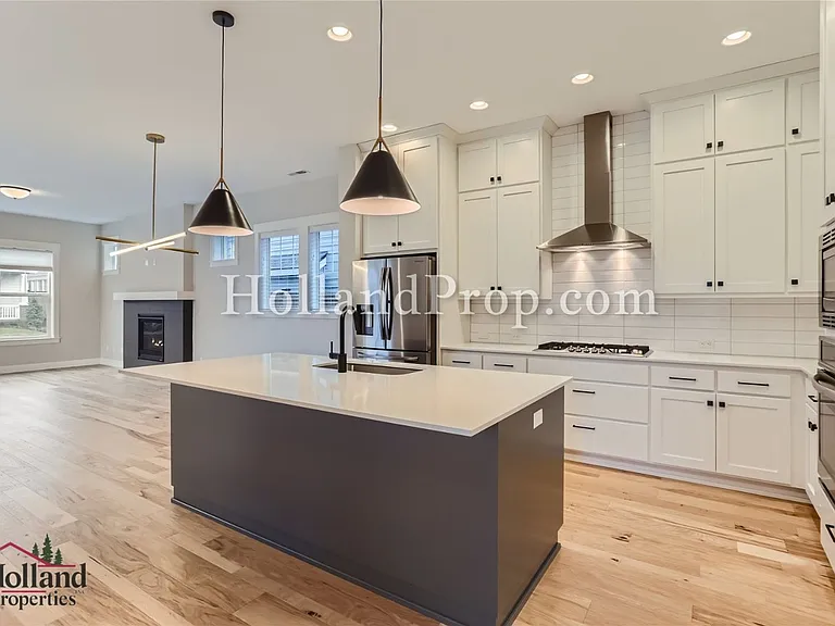7045 SE Genrosa St — Photo 6