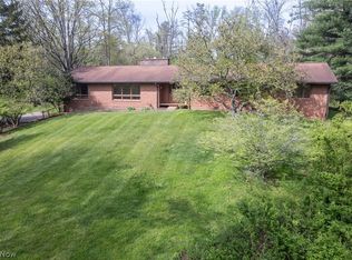 100 Crestwood Cir, Marietta, OH 45750