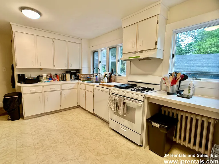 103 Dunster Rd #1 — Photo 6