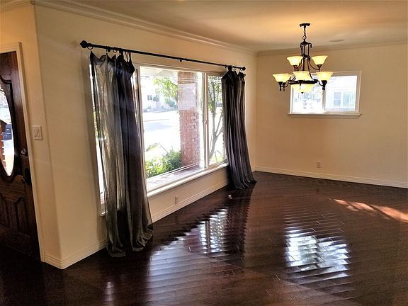 2nd image of 5115 Carmelynn St