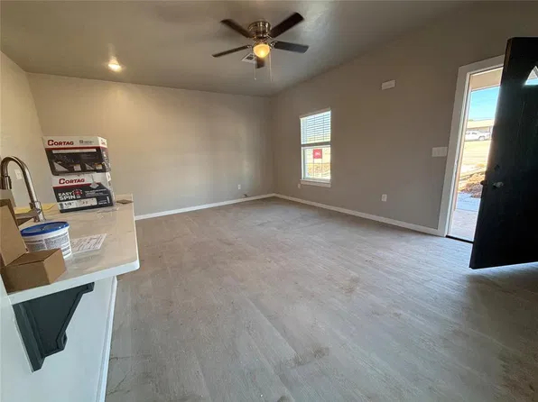 910 SW D Ave #1, Lawton, OK 73501
