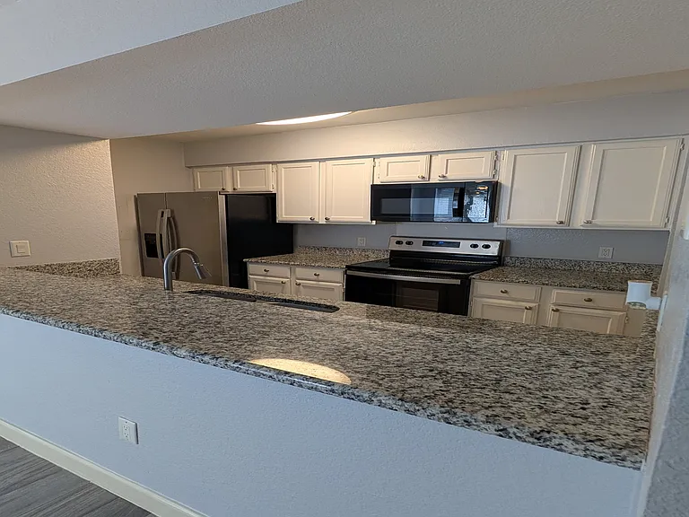 9613 Walnut St #2105 — Photo 4