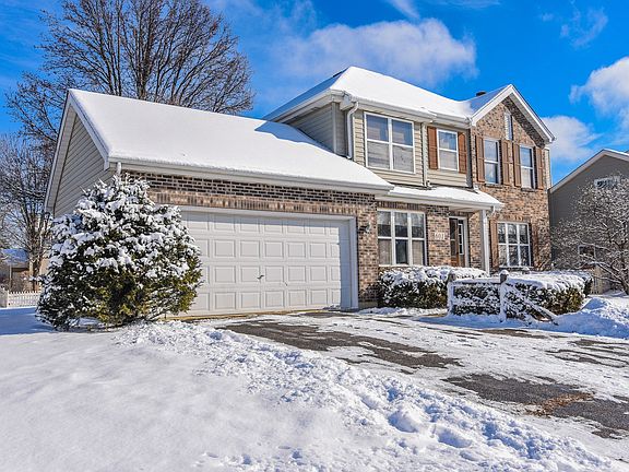 3rd image of 601 Doral Ln