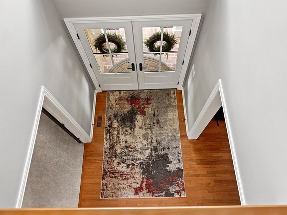 5th image of 7686 Crossbill Ct