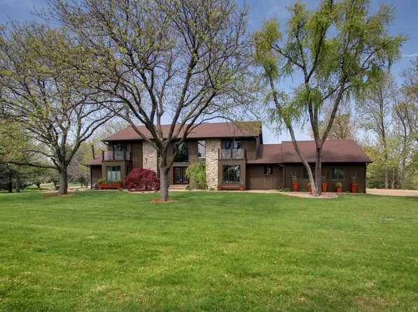 4025 Columbus Rd, Quincy, IL 62305