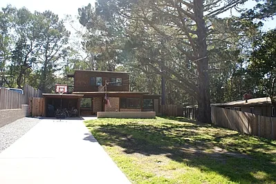 Adobe Ln — Photo 1