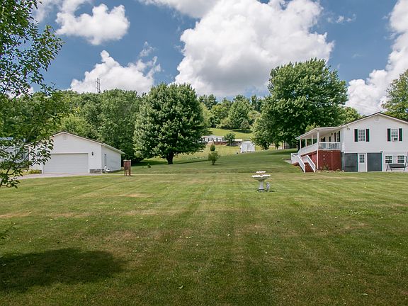 2nd image of 14199 Wallace Pike