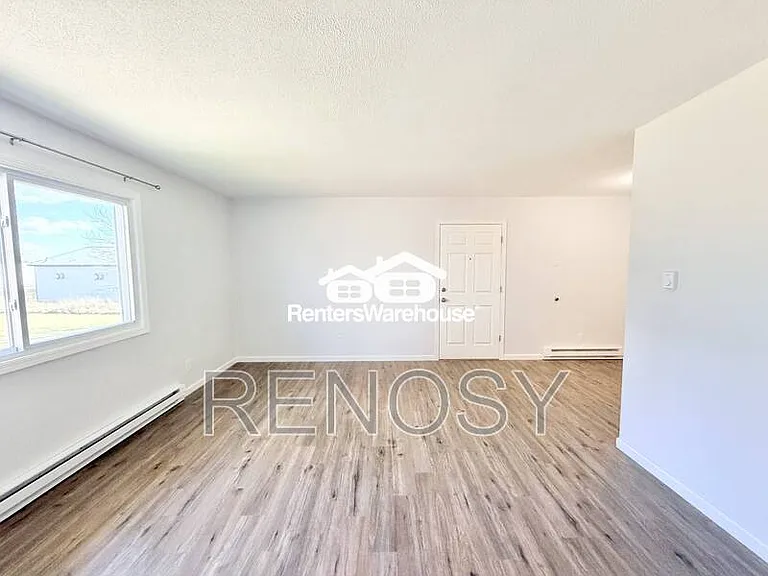 211 S Green St #1 — Photo 12