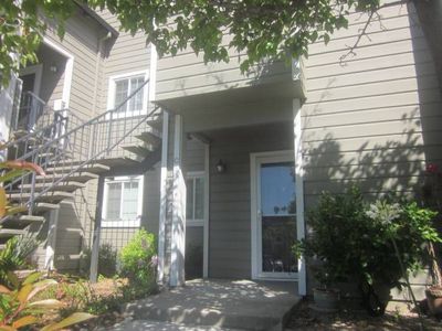 600 Canyon Oaks Dr APT C, Oakland, CA, 94605