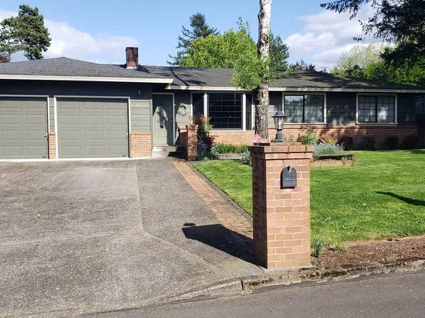 1026 SE 213th Ave, Gresham, OR 97030