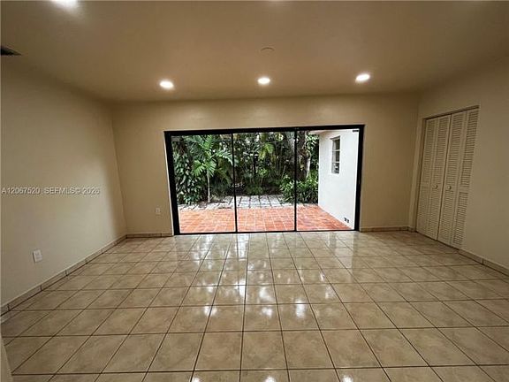 3rd image of 3351 SW 18th St