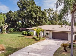 618 Ashcroft Dr, Brandon, FL 33511